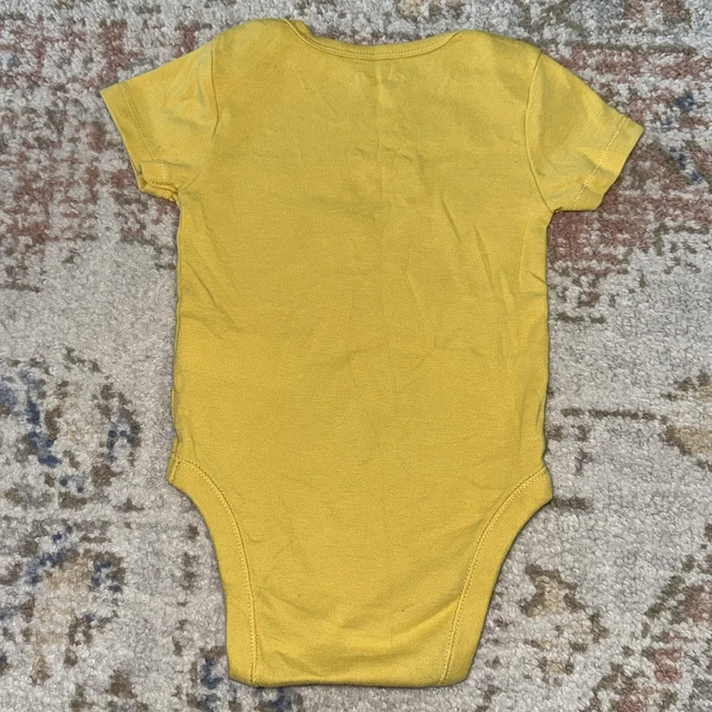 Old Navy Lost at Sea 5-Pack Baby Bodysuits 6-12M